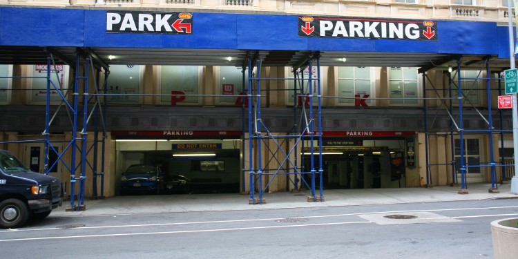 Gmc parking ny